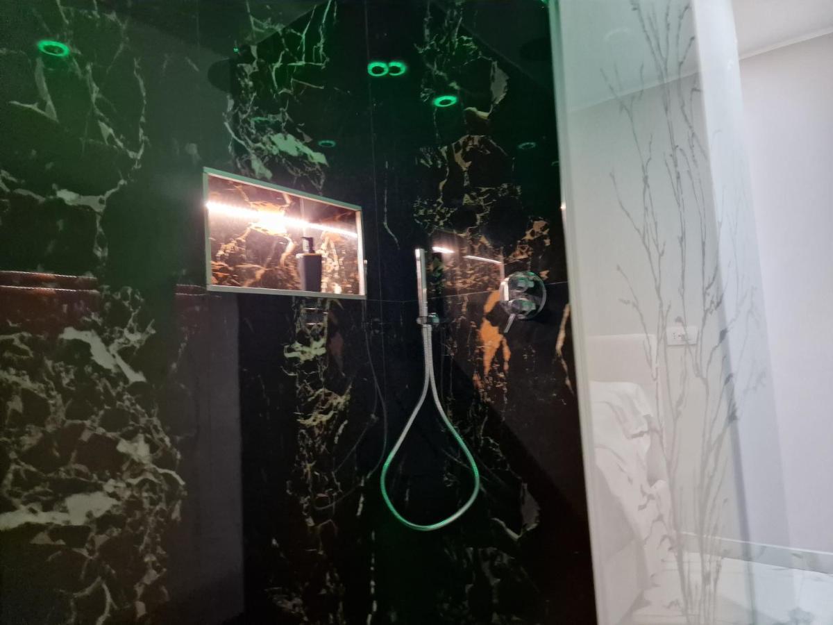 דירות נאפולי Megaride House מראה חיצוני תמונה